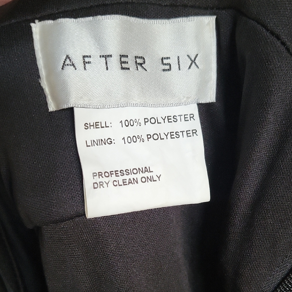 After Six Black Gown - Picture 2 of 4